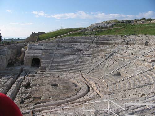 15  -  Grieks theater 500 v Chr  -  2004-11-29