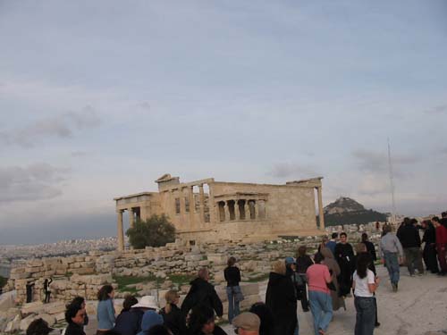 4 nov vrouwenzuilen Erechtheion 013